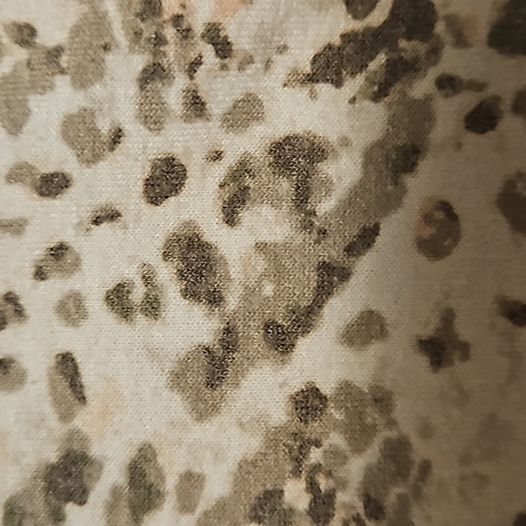 💖  $5 add to bundle Long snake print zip up lightweight jacket💖 - Picture 4 of 6